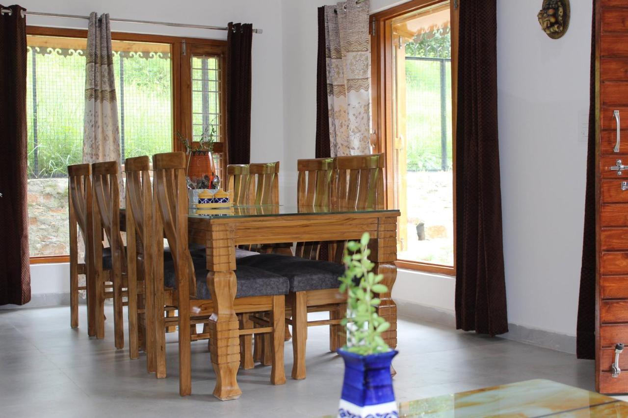Winter Woods Cottages - 3-Bedroom Homestay Shitlakhet Dış mekan fotoğraf