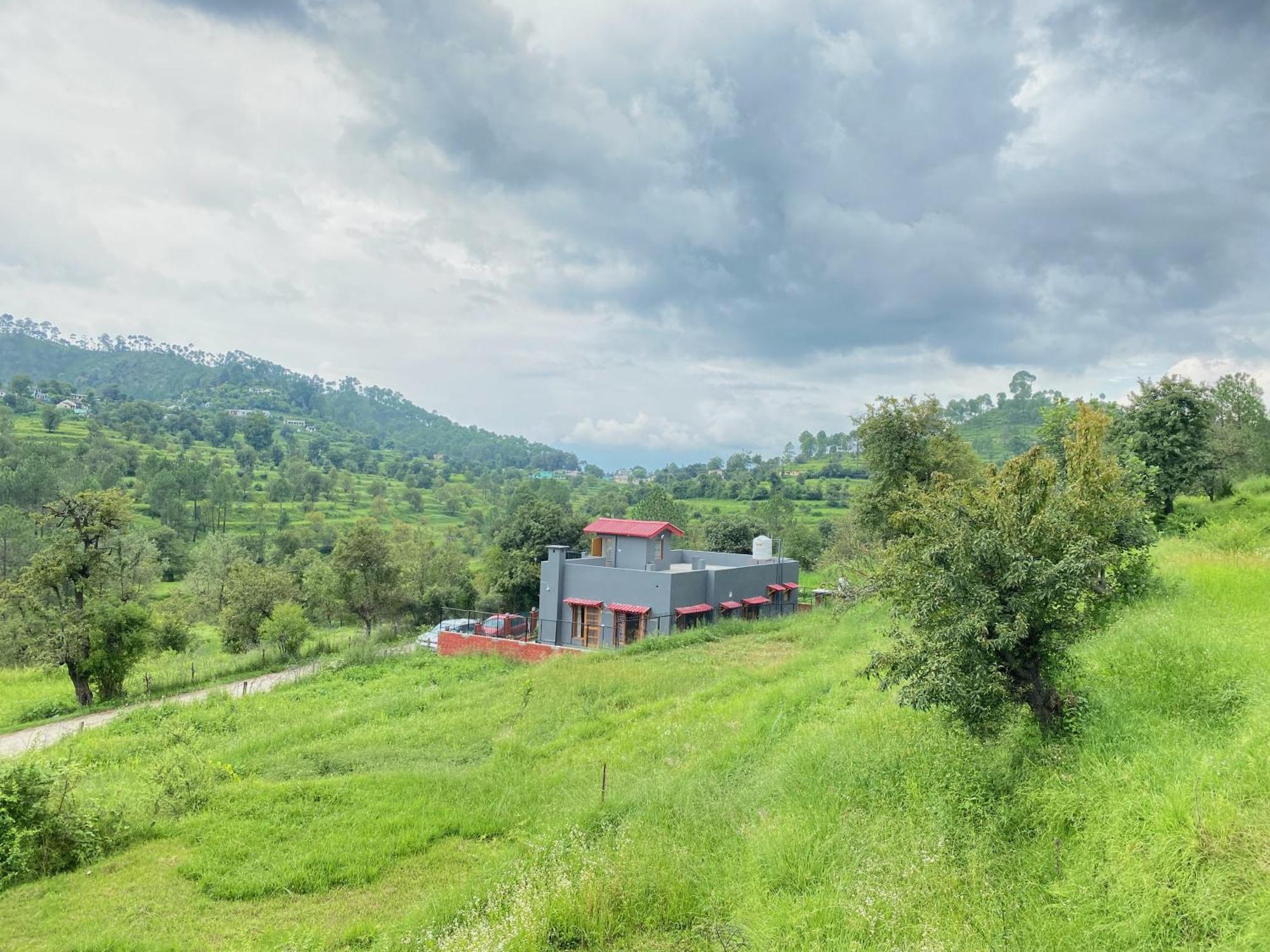 Winter Woods Cottages - 3-Bedroom Homestay Shitlakhet Dış mekan fotoğraf